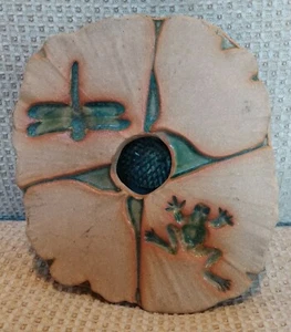 Meyer Art Pottery Ikebana Zen Vase Stamped Dragon Fly & Frog Lily Pad 7" Long - Picture 1 of 4