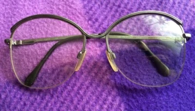 Óculos vintage Luxottica Grace armação galvanizada dourada 52 [] 16 130 feminino - Imagem 1 de 4