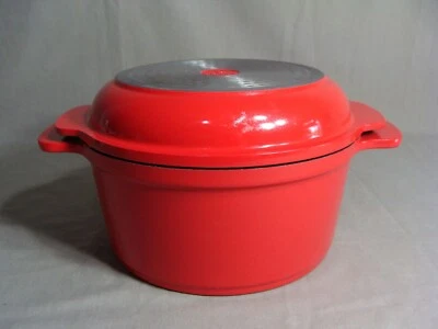 4 Qt. COOK'S ESSENTIALS Red Pot With Lid - Image 1 of 4
