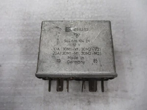 Porsche 944 / 968 Cooling Fans Relay 1982 - 1991 944 615 104 01 - Picture 1 of 7