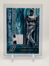 2005 Donruss Zenith: Vladimir Guerrero White Hot Prime Patch #9/10