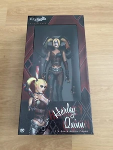 NECA 1/4 Scale Batman Arkham City Harley Quinn Figure MIB Brand New!! - Picture 1 of 4