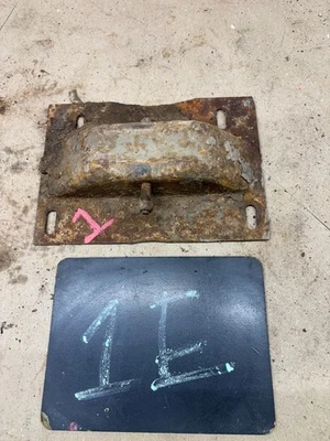 77 1978 1979 Ford F150 F250 Bronco NP205 TRANSMISIÓN CAJA DE TRANSFERENCIA SOPORTE DE MONTAJE Foto 1 de 4