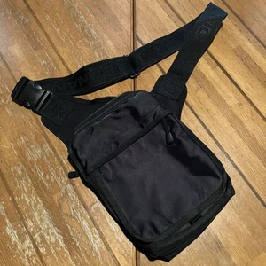 Banana Republic Multifunctional Body Bag Men Limited Edition Rare Model VHTF Bag - Picture 1 of 17