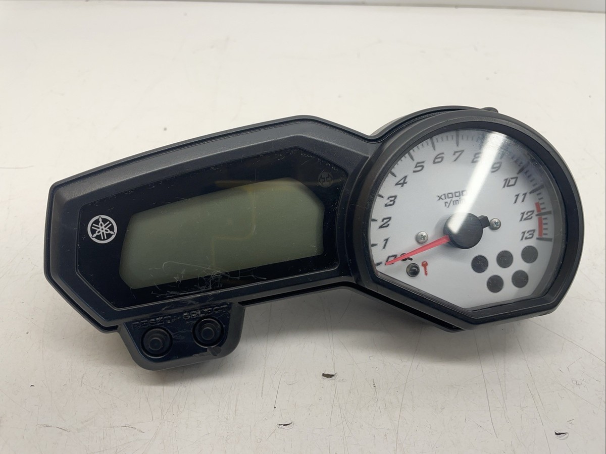 バイク メーター YAMAHA FZ1 FZ1S FZ1N FZ6 FZ6N XJ6 バイクスピードメーター計器ゲージハウジングカバ バイク用  スピードメーターフレーム Compatible With FZ1S For FZ6N For XJ6 スピードメーター 時計 オートバイ  計器ハウジング Compatible With FZ1S For FZ6N For ... バイク用スピードメーターフレーム Compatible With FZ1 For FZ1N For FZ1S スピードメーター 時計