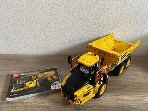 LEGO® Technic Knickgelenkter Volvo-Dumper / Set 42114 | Gebraucht - Picture 1 of 9