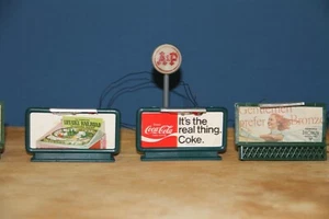 HO Lighted Billboards Set of 4 Lighted Tested Working - Picture 1 of 1