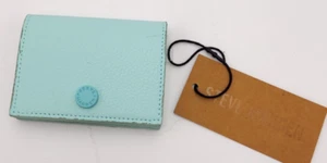 Portafoglio Steve Madden piccolo porta carte di credito BANDII AQUA blu ecopelle nuovo con etichette - Foto 1 di 4