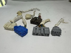 Subaru Legacy Outback 2000-2004 interior relé de fusibles arnés conector de enchufe - Imagen 1 de 14