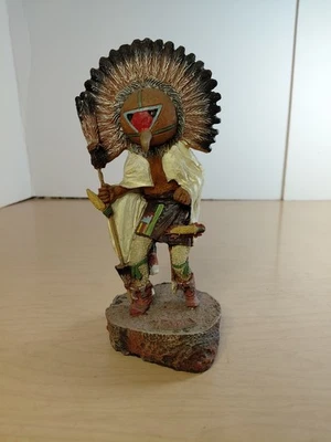 Spoontiques Ahola雕像。 这件作品描绘了 Ahola Chief Kachina - Hopi Good — 第 1/4 张图片