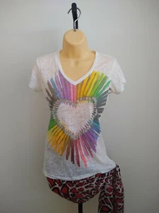 Doe Women's XS Heart Rainbow Graphic White T-shirt Short Sleeve - Picture 1 of 7