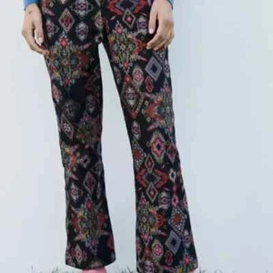 Zara Slim Tribal Printed Pants Black Combo Size XL NWT - Picture 1 of 15