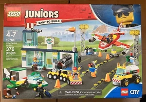 Lego 10764 Juniors City Central Airport 376 Teile - Bild 1 von 7