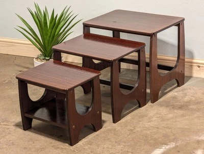 Vintage Teak Nest of Tables Mid Century Modern Mahogany Coloured Dark Wood. - Image 1 of 4