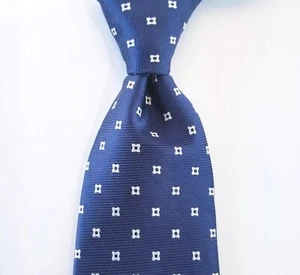 Club Room Classic Blue & White 100% Silk Tie 3 3/8" x 60 1/2" - Picture 1 of 7
