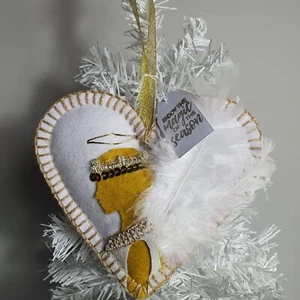ANGEL Christmas White Ochre Gold Heart Hanging Decoration Feather Wings Gift - Picture 1 of 12