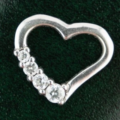 Vintage 9ct White Gold & CZ Love Heart Pendant  - Image 1 of 4