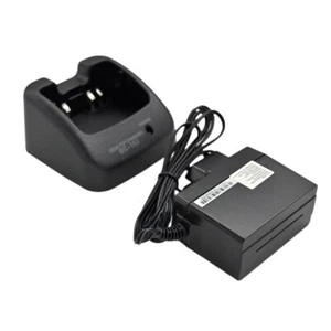 BC-152 Tischladegerät für ICOM V85 IC50 IC51 IC60 F4261 F4161 F4101 F50 M88 M87 - Zdjęcie 1 z 13