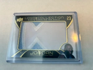 2011-12 Upper Deck MJ Master Collection Michael Jordan UNC Logo Patch UNC-12 ๐ - Picture 1 of 4