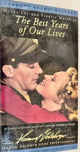 THE BEST YEARS OF OUR LIVES (1946)- B&W STEREO-VHS-New/Sealed Shrink Wrapped - Imagen 1 de 4