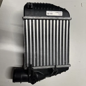 Intercooler compatible con AUDI A6 C6 2.0 05 a 11 Hella4F0145805AA 4F0145805AD 4F0145805J - Imagen 1 de 10