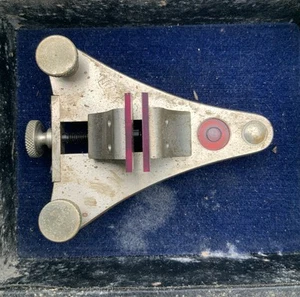 Levin Watchmakers Poising Watch Tool Ruby Jaws Bubble Level With Box Vintage - Bild 1 von 7