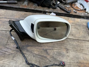 2010-2015 AUDI Q7 RIGHT (PASSENGER SIDE) DOOR REAR VIEW MIRROR W/ BLIND SPOT OEM - Picture 1 of 3