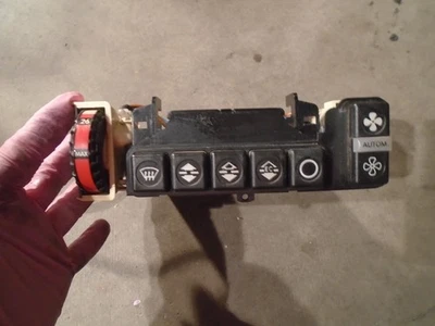 1981 - 89 Mercedes Benz R107 380SL 560SL A/C HVAC Heater Climate Control Unit - Image 1 of 3