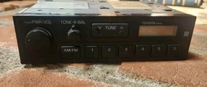 Receptor de radio TOYOTA AM FM OEM 86120-03050, A1433 Camry Corolla - Imagen 1 de 8