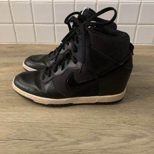 nike wedge dunks black