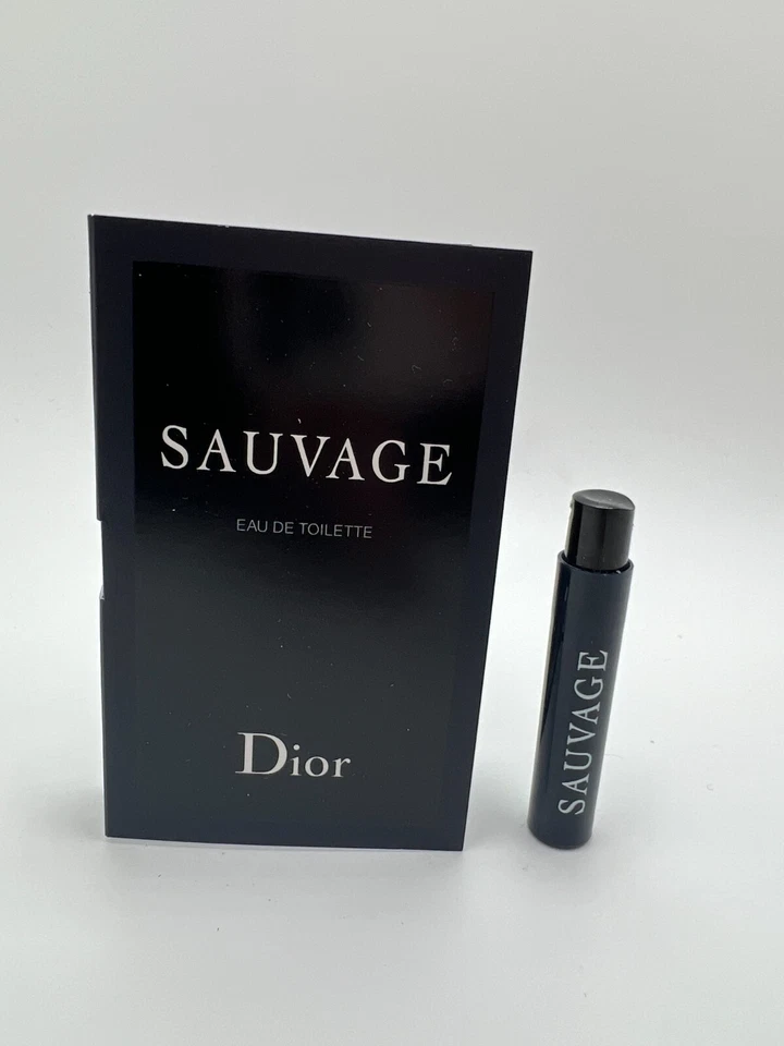 Dior Sauvage Eau De Toilette Eau De Toilette Amostra Spray 0,03 oz/1 mL Novo no Cartão - Imagem 1 de 1