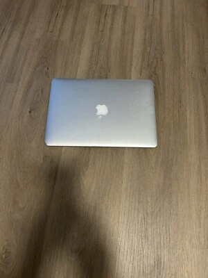 Apple MacBook Air  - Bild 1 von 3