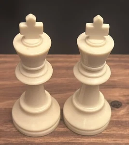2 VNT Staunton Style XL Solid WHITE 3 3/4" KING Chess Piece Replacement #24 - Picture 1 of 3