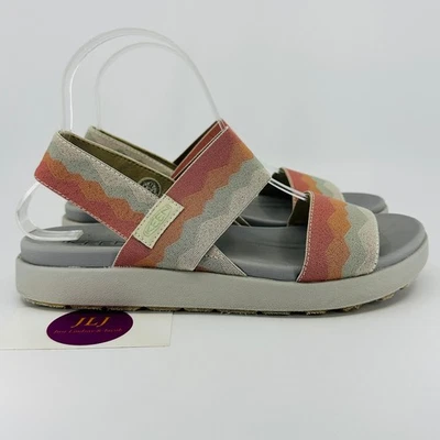 KEEN Women's Elle Backstrap Outdoor Sporty Sandals Brick Dust 1024712 Size 8.5 - Image 1 of 4