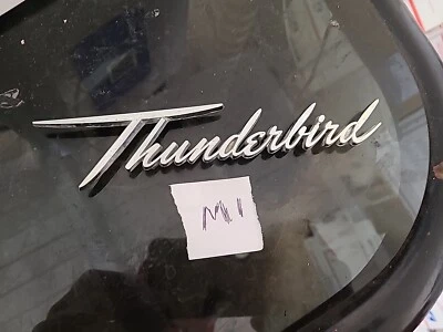EMBLEMA VINTAGE 1961 FORD THUNDERBIRD DASH FABRICANTE DE EQUIPAMENTO ORIGINAL C1SB-6304460 FOMOCO A++++ - Imagem 1 de 4