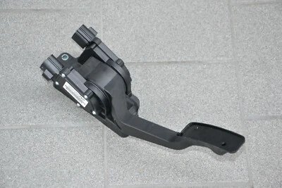 Pedal de acelerador Aston Martin Vantage V8 8D33-9N734-AC Foto 1 de 4