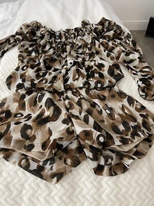 Dress Short animal print color brown ,white ,with elastic at the waist , Size M - Picture 1 of 5