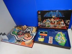 vintage HOTEL BOARD GAME MB 1986 complete but no lamp posts - Picture 1 of 10