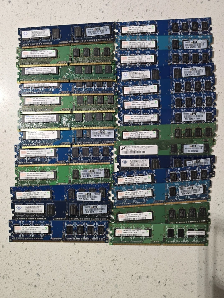 Lot Of DDR2 1Gb Ram 6400U 26 Pieces - Image 1 of 3