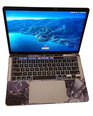 MacBook Pro (2020) 13.3" i5: TouchBar/ID, 8GB RAM, 512GB SSD + EXTRAS (A+ GRADE) - Image 1 of 4