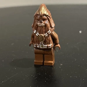 Lego Star Wars Wookiee Warrior Minifigure - Picture 1 of 3