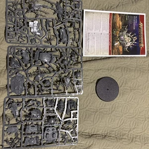 Warhammer Age of Sigmar: Seraphon Slann Starmaster - Bild 1 von 1