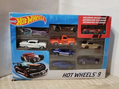 Hot Wheels 9 pack Gift Pack New / Dented Box (2017)  - Image 1 of 4