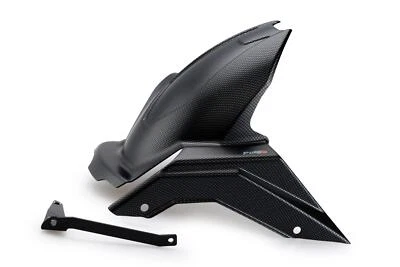 Guardabarros Puig Hugger aspecto carbono Suzuki GSX-8S GSX-8R 2023 - 2025 Foto 1 de 4
