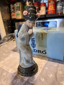 LLADRO Figurine 10.5" Japonesita Sayonara 'Geisha Girl' #4.989 RETIRED W/Box - Picture 1 of 8