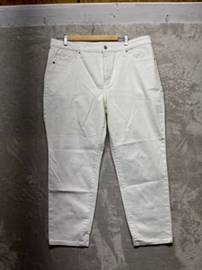 Chicos Boyfriend Jeans Women's M White Denim Stretch High Rise 5-Pockets Zip Fly - Picture 1 of 8