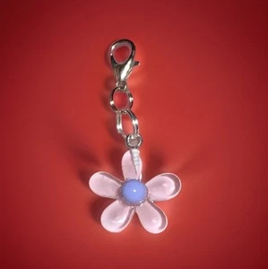 Kleines silber rosa transparentes Gänseblümchen Blume Reißverschluss & Schlüsselanhänger Zusatzclip!! - Bild 1 von 9
