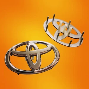 FOR HILUX COROLLA CAMRY TACOMA 4RUNNER STEERING WHEEL BADGE EMBLEM 65MM PINS - Picture 1 of 1