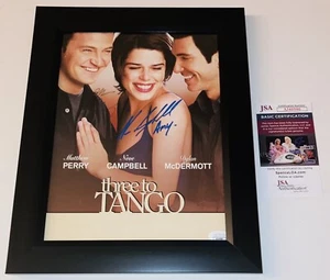 MATTHEW PERRY & NEVE CAMPBELL CARTELLA POSTER FIRMATA TRE TO TANGO INCORNICIATA JSA COA - Foto 1 di 3