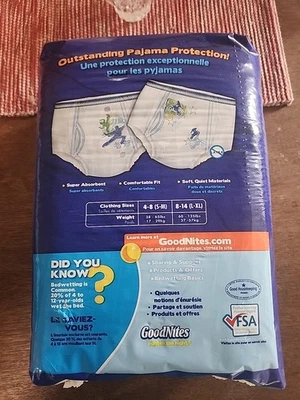 Pañales Goodnites súper raros para niños talla XL bicicletas BMX y ninjas  Foto 1 de 4